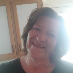 Meet your Posher, Lucie